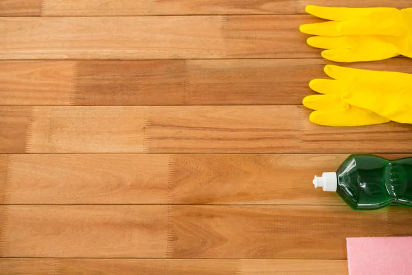 Handschoenen met chemische fles- en veeg zeem — Stockfoto