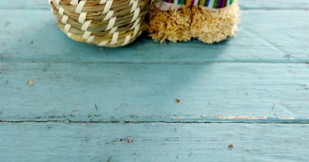 Cesta con huevos de Pascua — Vídeos de Stock