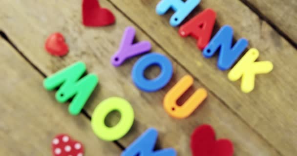 Thank you mom message with red hearts — Stock Video