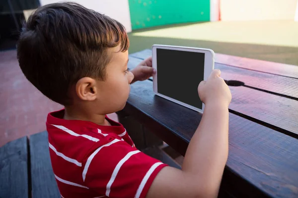 Chlapec s digitální Tablet — Stock fotografie