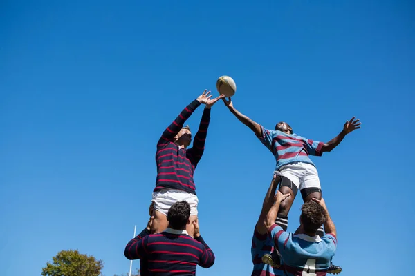 Equipas que jogam rugby — Fotografia de Stock