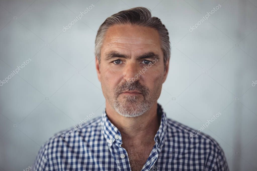 Wavebreakmedia