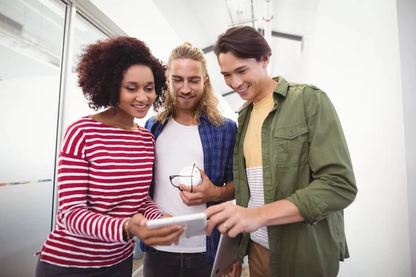 Business colleagues working together — Stock Photo, Image