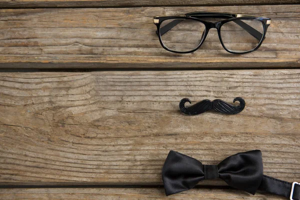 Bigote con gafas y pajarita — Foto de Stock