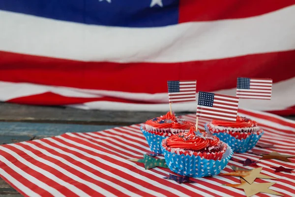 Cupcakes decorados con tema del 4 de julio — Foto de Stock