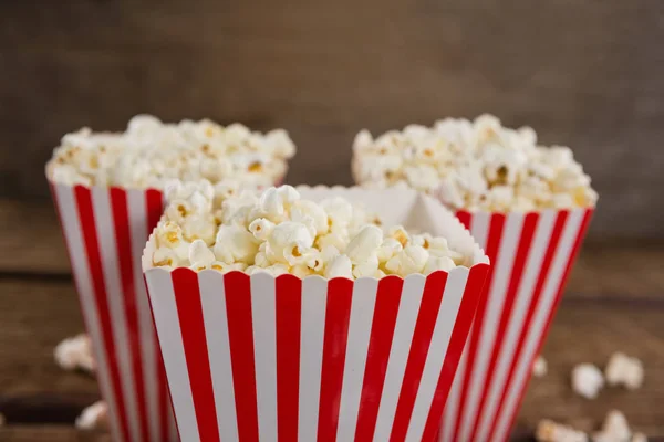 Popcorn arrangiert mit dem Thema 4. Juli — Stockfoto