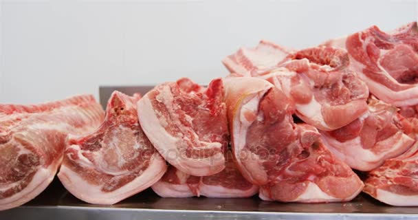 Close-up of raw meat on worktop — Stock Video
