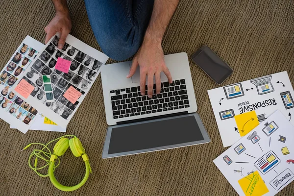 Designer mit Collage mit Laptop — Stockfoto