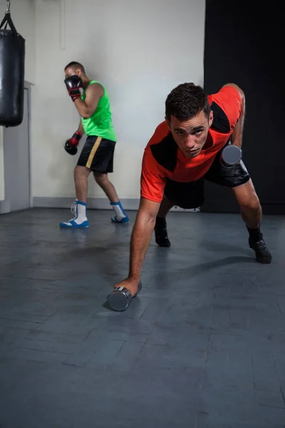 Boxers exercising in fitness studio — Stock Photo, Image