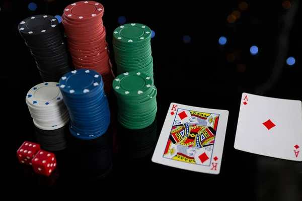 Cards and chips with dices — Stock Photo, Image