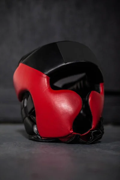 Boxing helmet in fitness studio — Stock Photo, Image