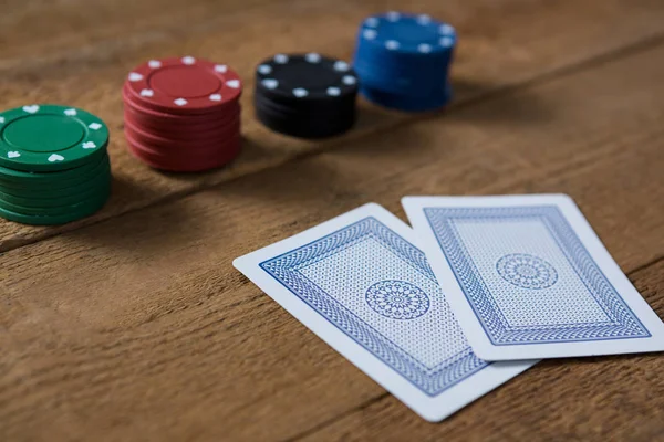 Gra w karty i kasyno chip — Zdjęcie stockowe