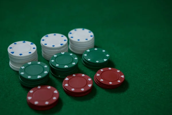 Chip di poker colorati — Foto Stock