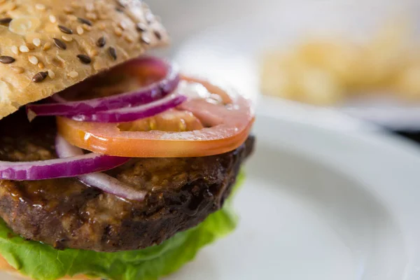 Legume proaspete în hamburger — Fotografie, imagine de stoc