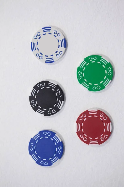 Casinofiches gerangschikt — Stockfoto