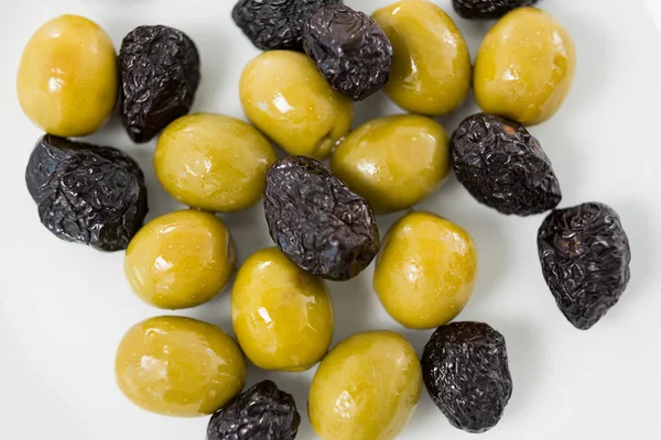 Marinated and dried olives — Stock Photo, Image