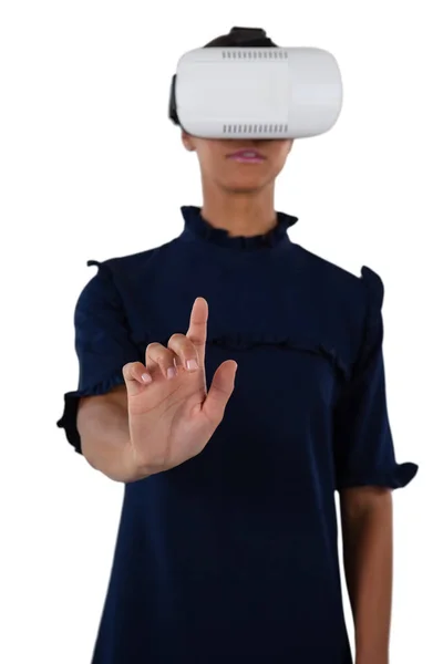 Woman using virtual reality headset — Stock Photo, Image