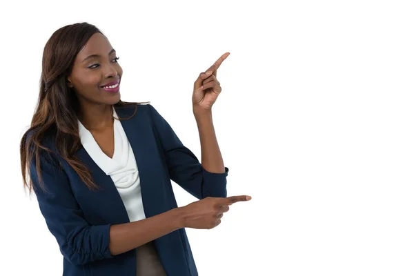 Sonriente mujer de negocios haciendo gestos —  Fotos de Stock