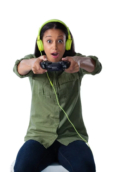 Woman playing video games — Stock Photo, Image