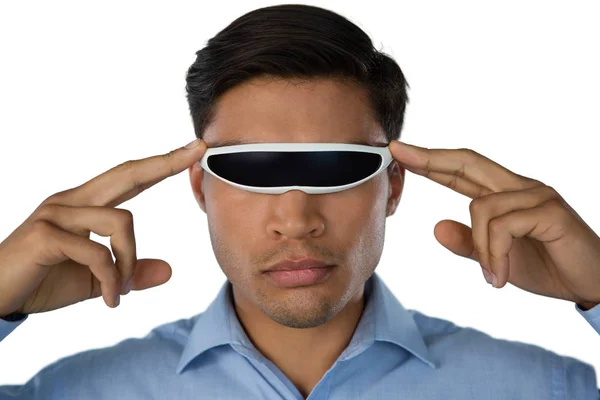 Businessman wearing smart glasses — Stock Photo, Image