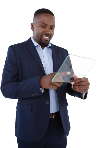 Geschäftsmann mit digitalem Tablet aus Glas — Stockfoto