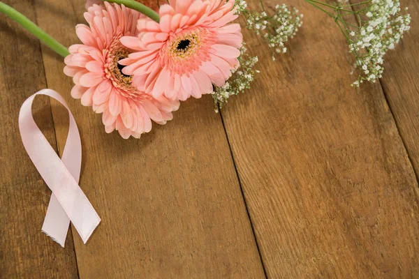 Pink Breast Cancer Awareness ribbon — Stock Photo, Image