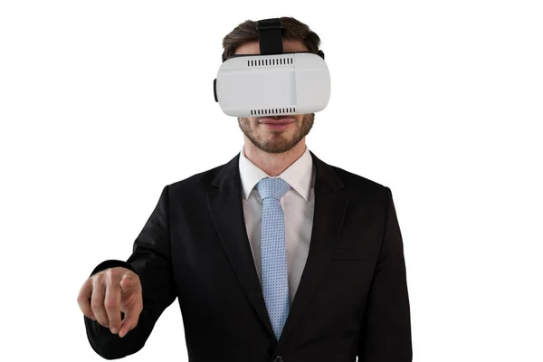 Empresario en traje negro con gafas vr —  Fotos de Stock