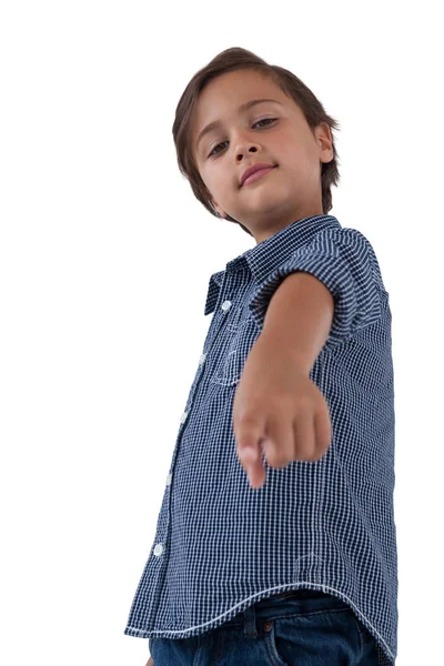 Retrato de rapaz apontando dedo — Fotografia de Stock