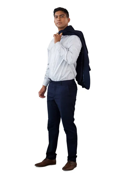 Бизнесмен, держащий костюм на плече — стоковое фото