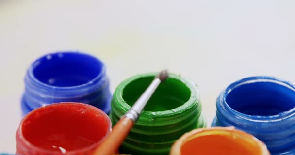 水彩颜料和画笔 — 图库视频影像