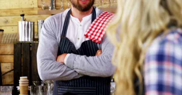 Waiter and waitress interacting with each other — Stock Video