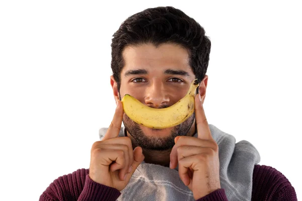 拿着香蕉的男人微笑着 — 图库照片