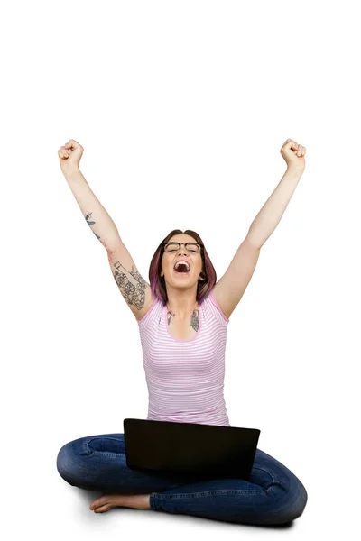 激动的女人使用笔记本电脑 — 图库照片