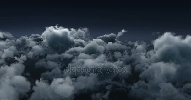 Nuvens fumegantes em um céu escuro — Vídeo de Stock