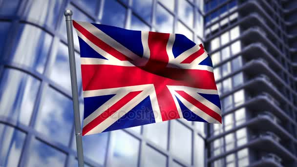 Britse vlag zwaaien tegen stadsgezicht — Stockvideo