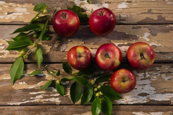 Overhead view of apples — Stock Photo, Image