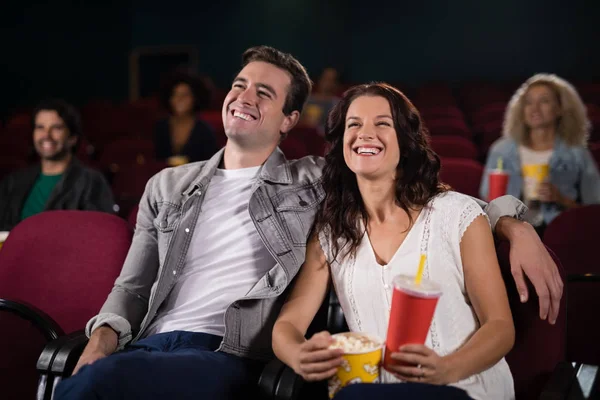 Couple watching movie in theatre — Stock Photo, Image