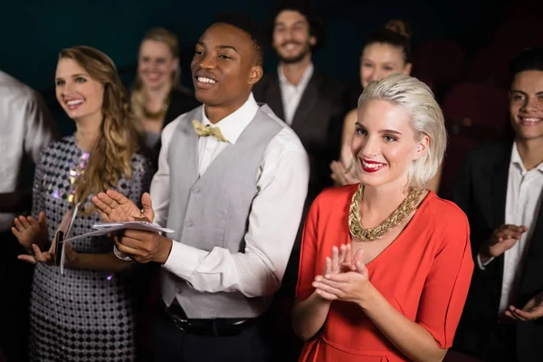 Group of people applauding — Stock Photo, Image