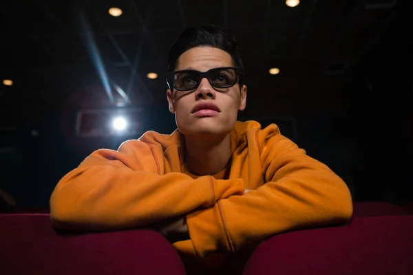Ο άνθρωπος σε γυαλιά 3d ταινία — Φωτογραφία Αρχείου
