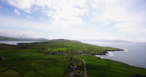 Vista del hermoso paisaje costero — Vídeo de stock