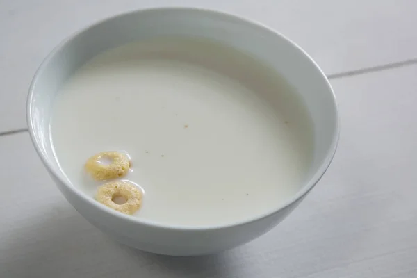 Cereales saludables para el desayuno en bowl —  Fotos de Stock