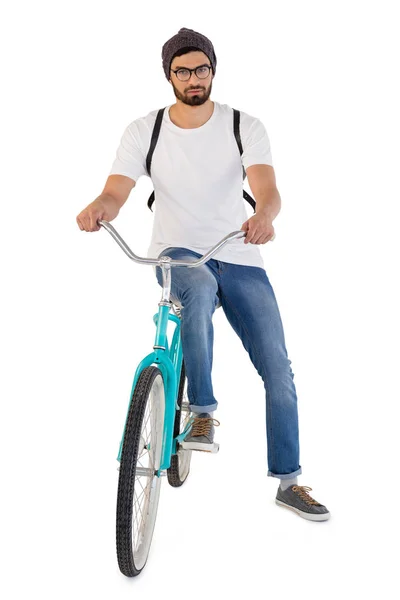 Bonito homem posando com bicicleta — Fotografia de Stock