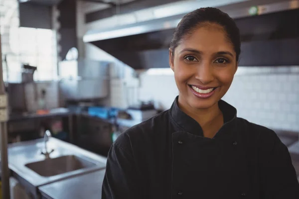 Smiling waitress in cafe — Stock Photo, Image