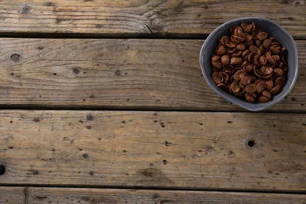 Chocolate cornflakes in bowl — Stock Photo, Image