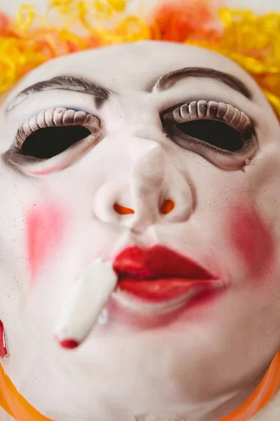 Hoge hoek close up van masker — Stockfoto