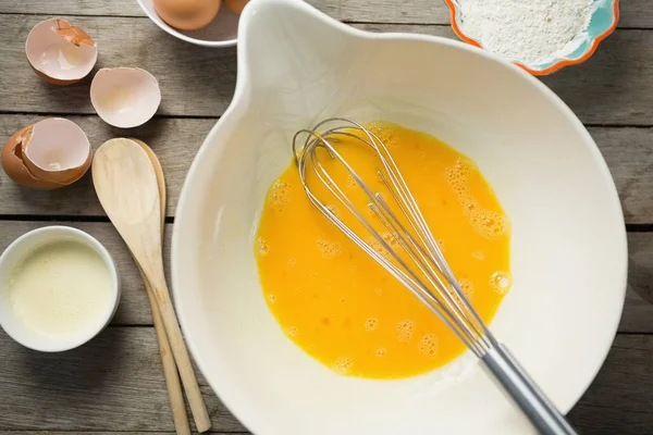 Egg yolk in container — Stock Photo, Image