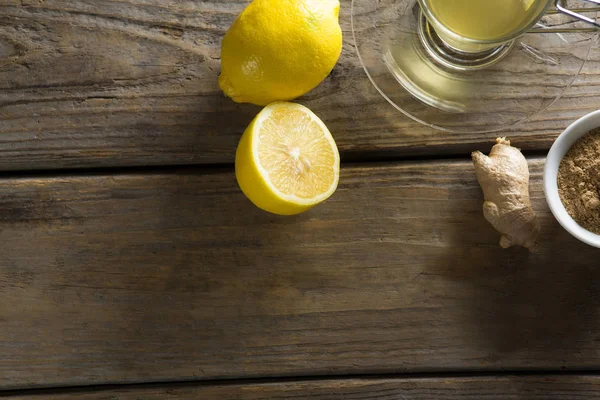 Gyógynövény tea citrom és gyömbér, a táblázat — Stock Fotó