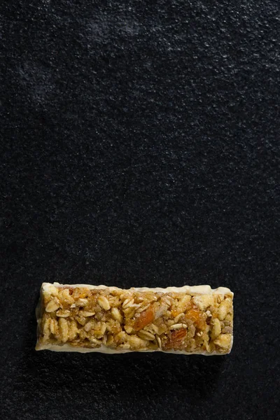格兰诺拉燕麦卷黑色背景上 — 图库照片