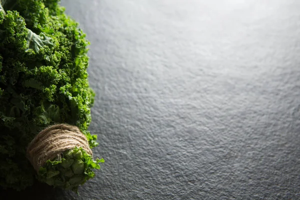Pohled z úhlu vysoké svazku čerstvého kale — Stock fotografie