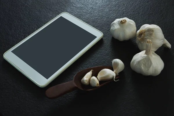 디지털 태블릿 마늘 — 스톡 사진